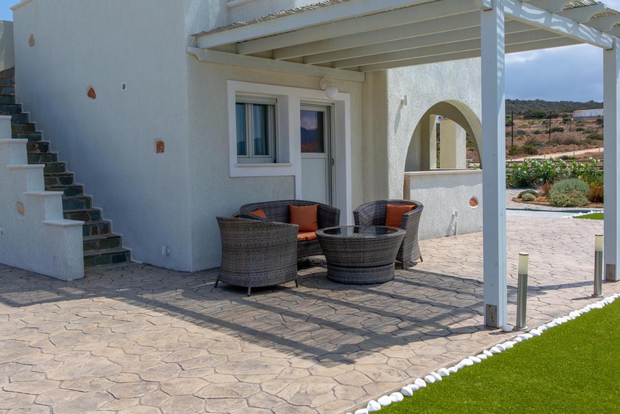Sun And Moon Villas Pirgaki  Extérieur photo